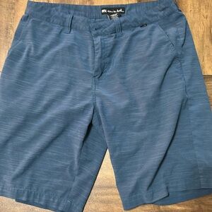 Travis Mathew golf shorts (matthew)